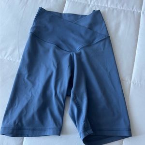 OFFLINE By Aerie Real Me Crossover 7” Bike Short. Size Small